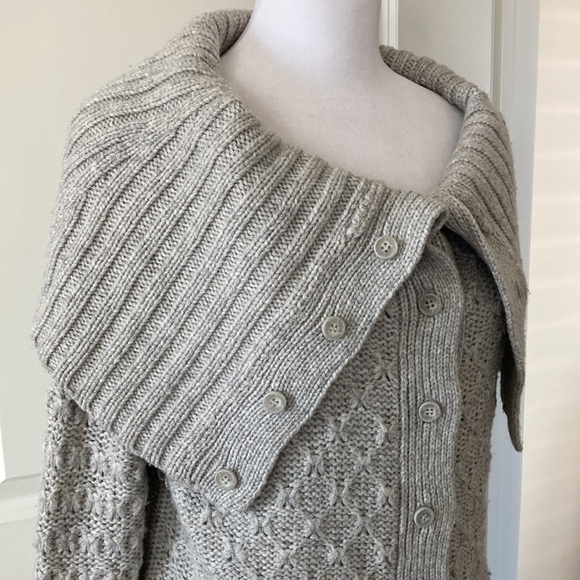 Sparrow medium cardigan sweater gray button down - Picture 3 of 11